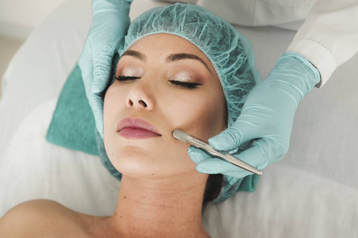 What Your Night Routine Is Missing: An Industry Expert Makeup Dermatologist Recommended Night Guide for Influencers Who Glow IRL